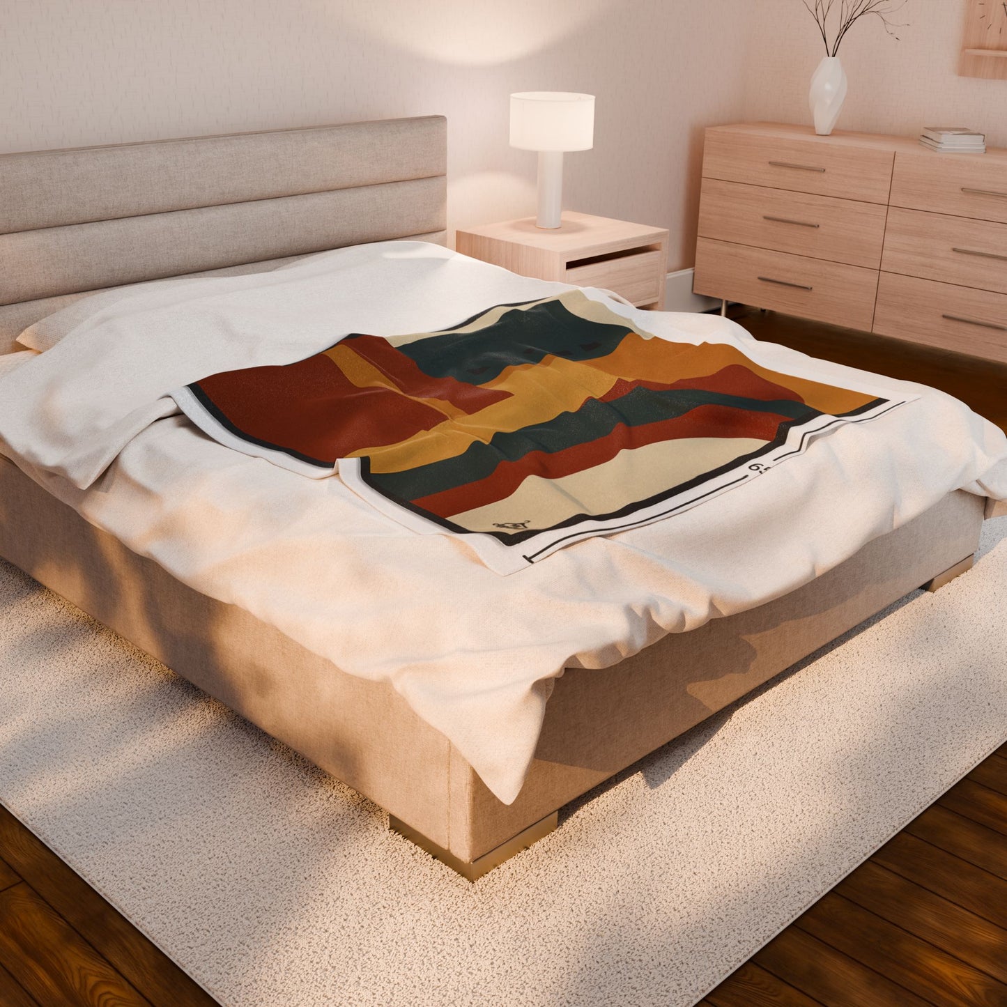 Modern Abstract Velveteen Plush Blanket, Cozy Throw for Home Decor, Warm Gift for Birthdays, Weddings, and Holidays